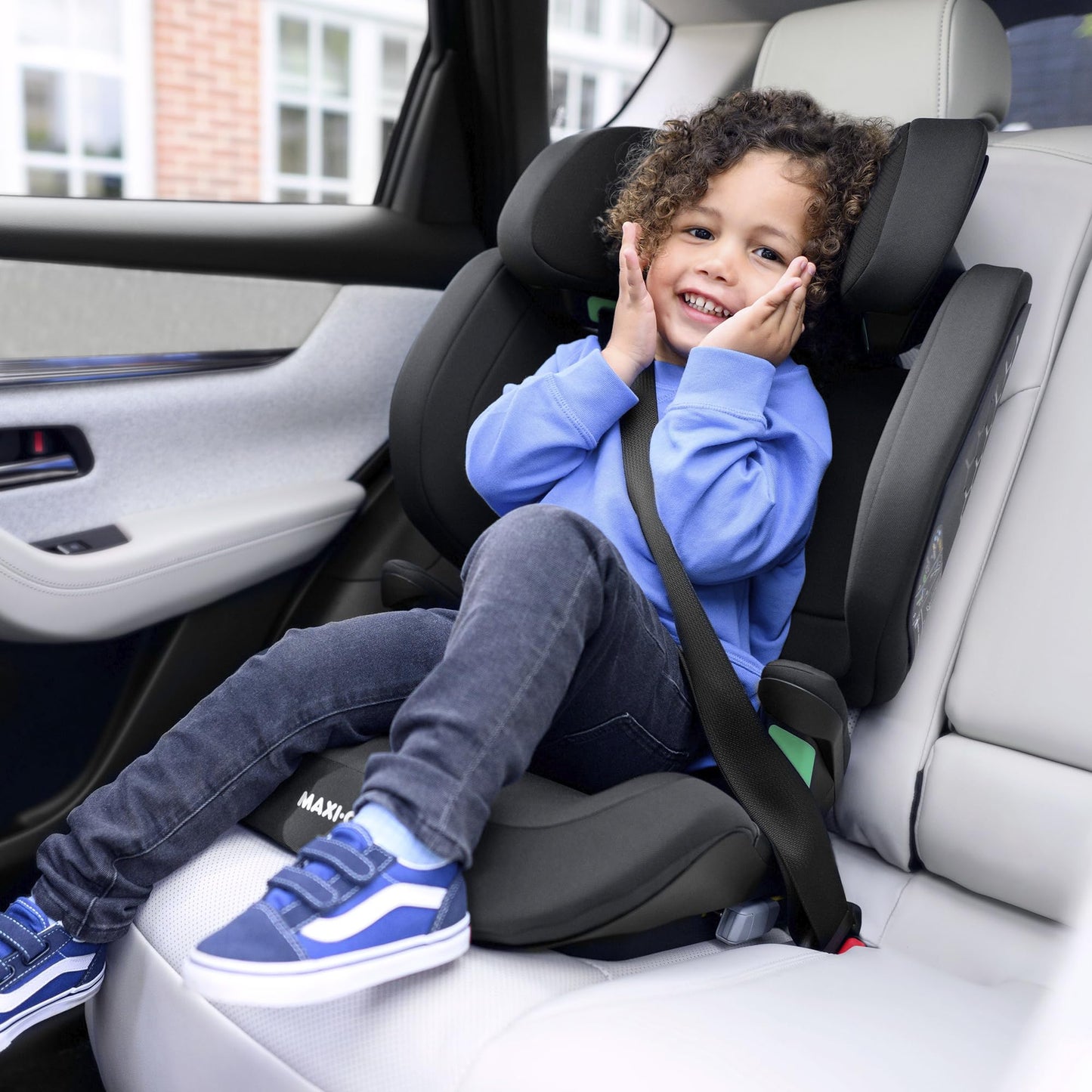 Maxi-Cosi RodiFix M i-Size Silla de Coche con Respaldo Alto ISOFIX, de 3.5-12 Años (100-150 cm), Protección G-CELL, Basic Black